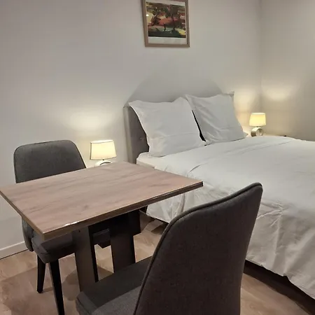 Dans Centre Historique *